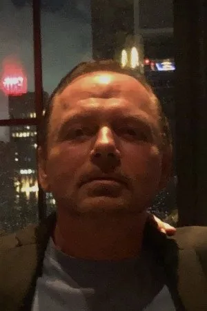 Двастун р.